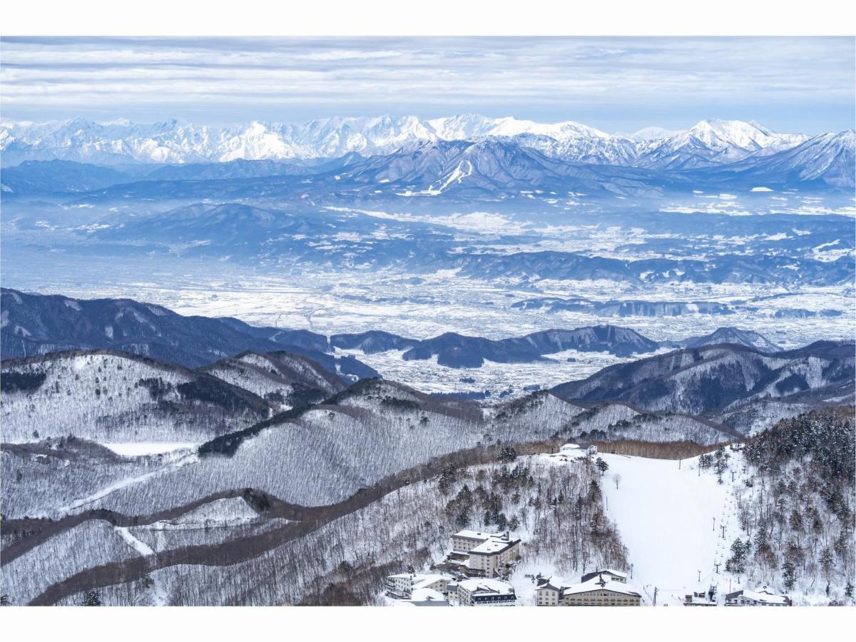 Shiga Park Hotel Яманути Экстерьер фото